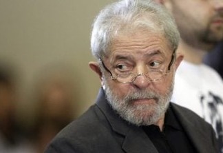 Lula pode receber o título de 'cidadão honorário de Paris'