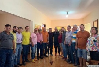Deputado Genival Matias é apoiado por vereadores, vice-prefeito e lideranças de oposição em Nova Palmeira