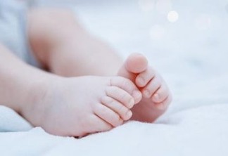 Obstetra é suspenso por seis meses após bebê nascer sem rosto