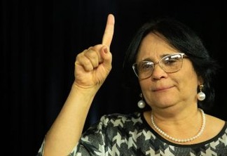 Damares Alves: 'Tem mulher mais empoderada no Brasil do que eu?'