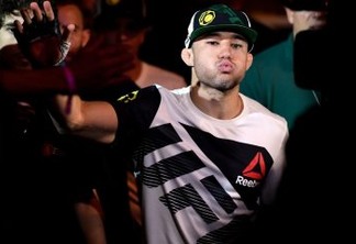 Marlon Moraes celebra luta contra José Aldo no UFC 245: 'Ídolo de todo lutador de MMA brasileiro'