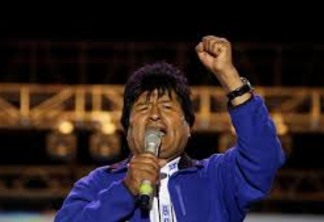 Evo Morales é reeleito presidente da Bolívia em primeiro turno