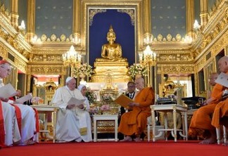 Na Tailândia, papa Francisco pede cooperação em questões de migração