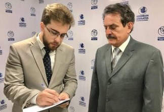 Tião Gomes protocola a CPI dos Cartórios com 12 assinaturas