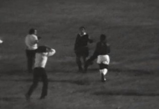 EM SOLO PARAIBANO: a história do gol 999 de Pelé contra o Botafogo-PB;  VEJA VÍDEO
