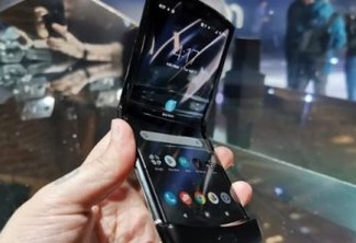 Motorola lança 'releitura' do V3 com tela dobrável - VEJA VÍDEO