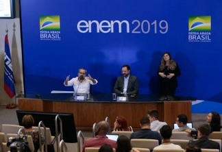 O Ministro da Educação, Abraham Weintraub, e o presidente do Inep. Alexandre Lopes, fazem balanço sobre o ENEM 2019