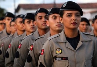 Candidatos convocados para a nova turma de soldados da Polícia Militar iniciam a pré-matrícula