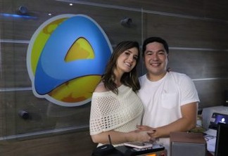 'NO A': Patrícia Rocha e Bruno Sakaue revelam data de estreia na TV Arapuan