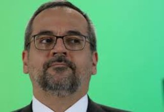 Ministro da Educação compartilha mensagem: 'Bolsonaro traiu Moro e o povo'
