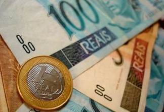 Novo salário mínimo de R$ 1.039 definido pelo governo perde para inflação