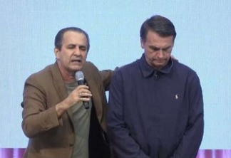 Bolsonaro quer conceder subsídio na conta de luz para igrejas