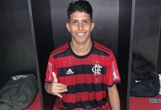 Sobrevivente do Ninho dispensado pelo Flamengo é contratado pelo Red Bull