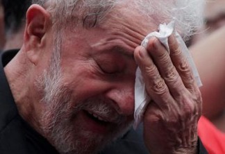 CRÍTICAS À POLÍTICA ECONÔMICA: Lula vê "sociedade obrigada a achar maravilhoso entregar pizza de Uber"