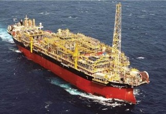 Petrobras suspende percurso de navios em área próxima ao Irã
