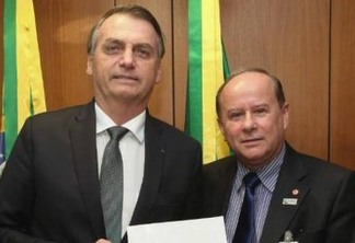 Bolsonaro nomeia professor paraibano, Benedito Guimarães,  para coordenação da Capes