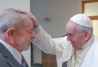 ENCONTRO HISTÓRICO: Lula conversa com Papa Francisco em Roma sobre 'justiça e fraternidade'