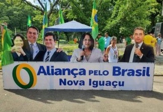 Partido de Bolsonaro usa foto de Moro em propaganda, mas ministro nega filiação