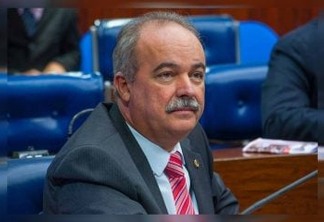 Inácio Falcão responde críticas a sua pré-candidatura e chama Márcio Melo de 'vereadorzinho'