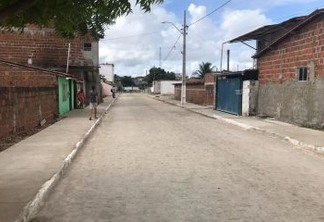 “A pavimentação dessa rua atende clamor antigo da população” afirma Berg Lima em inauguração da rua João Ferreira da Silva