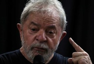 Lula comunica à Justiça que viajará por França, Suíça e Alemanha