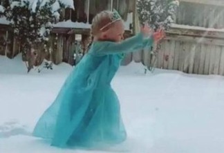 Garotinha canta música de ‘Frozen’ ao ver neve pela primeira vez e viraliza; VEJA VÍDEO