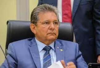 Adriano Galdino responde declaração de Damião Feliciano e diz que na condição de presidente da ALPB deve agir com 'equilíbrio e prudência'