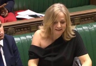Deputada mostra ombro no Parlamento em Londres e causa polêmica