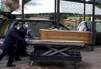 CRISE DO CORONAVÍRUS: Funcionários de asilo abandonam idosos e militares encontram corpos ainda nas camas