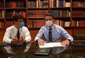 Primeiro exame de Jair Bolsonaro testa positivo para coronavírus