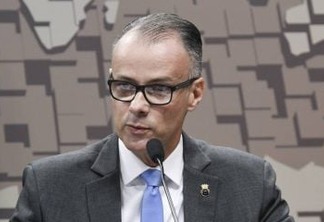 TÁ NAS REDES SOCIAIS: Presidente da ANVISA poderá substituir Mandetta no Ministério da Saúde