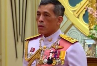 HARÉM: Rei da Tailândia está de quarentena com vinte mulheres