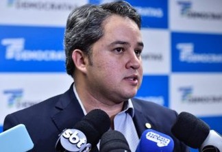 'EQUILIBRADO E SERENO': Efraim Filho elogia Mandetta e diz que ministro não será demitido