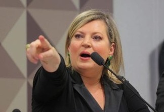 Joice Hasselmann denuncia no TCU gastos de Bolsonaro com cartão corporativo