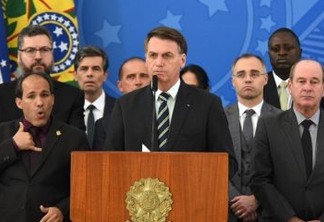 Bolsonaro “tratora” rival numa corrida que é imprevisível para ambos - Por Nonato Guedes