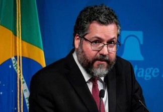 Frente parlamentar avalia pedir impeachment de Ernesto Araújo após declarações sobre China