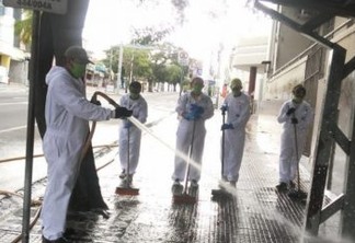 Brigada da Limpeza da Sesuma está atuando em ruas do Centro de Campina