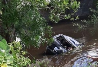 TRAGÉDIA: quatro pessoas morrem em acidente de carro no Sertão da Paraíba