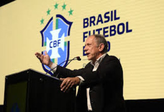 Impacto da pandemia no futebol brasileiro é de R$ 4 bilhões, estima CBF