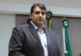 José Maranhão anuncia volta de André Gadelha ao MDB: 'o bom filho a casa retorna'