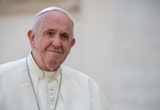 Papa Francisco compara políticos populistas a Hitler