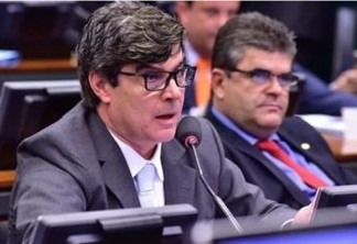 Wellington Roberto defende Bolsonaro e diz que não há clima para impeachment