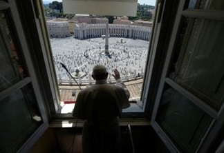 'Pessoas são mais importantes do que economia', diz Papa Francisco sobre a pandemia