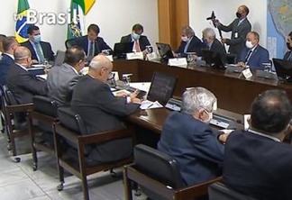 UNIÃO E TRÉGUA ENTRE PODERES: Após reunião com governadores, Bolsonaro deve sancionar ajuda financeira a estados