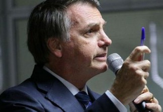 Bolsonaro manda general assinar decreto que vai liberar hidroxicloroquina a todos os pacientes de covid-19