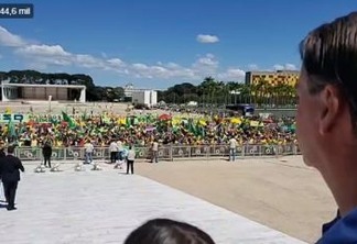 Bolsonaro manda recado: 'Faremos cumprir a Constituição e ela será cumprida a qualquer preço', diz em manifestação no Planalto; VEJA VÍDEO