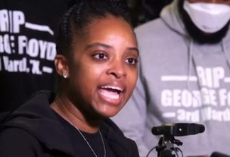 'Nós aprendemos a violência com você', diz ativista negra Tamika Mallory - VEJA VÍDEO