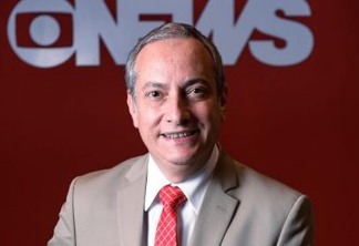 José Roberto Burnier apresenta diariamente o telejornal matinal "Em Ponto", na GloboNews