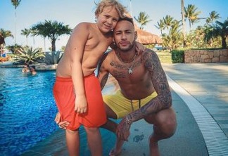 'Meu pai só fala merd*', afirma filho de Neymar durante transmissão - VEJA VÍDEO