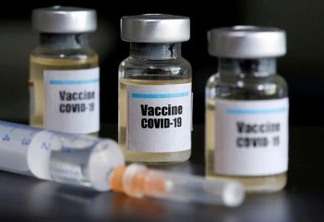 Brasil deve fechar acordo com Oxford para produzir vacina